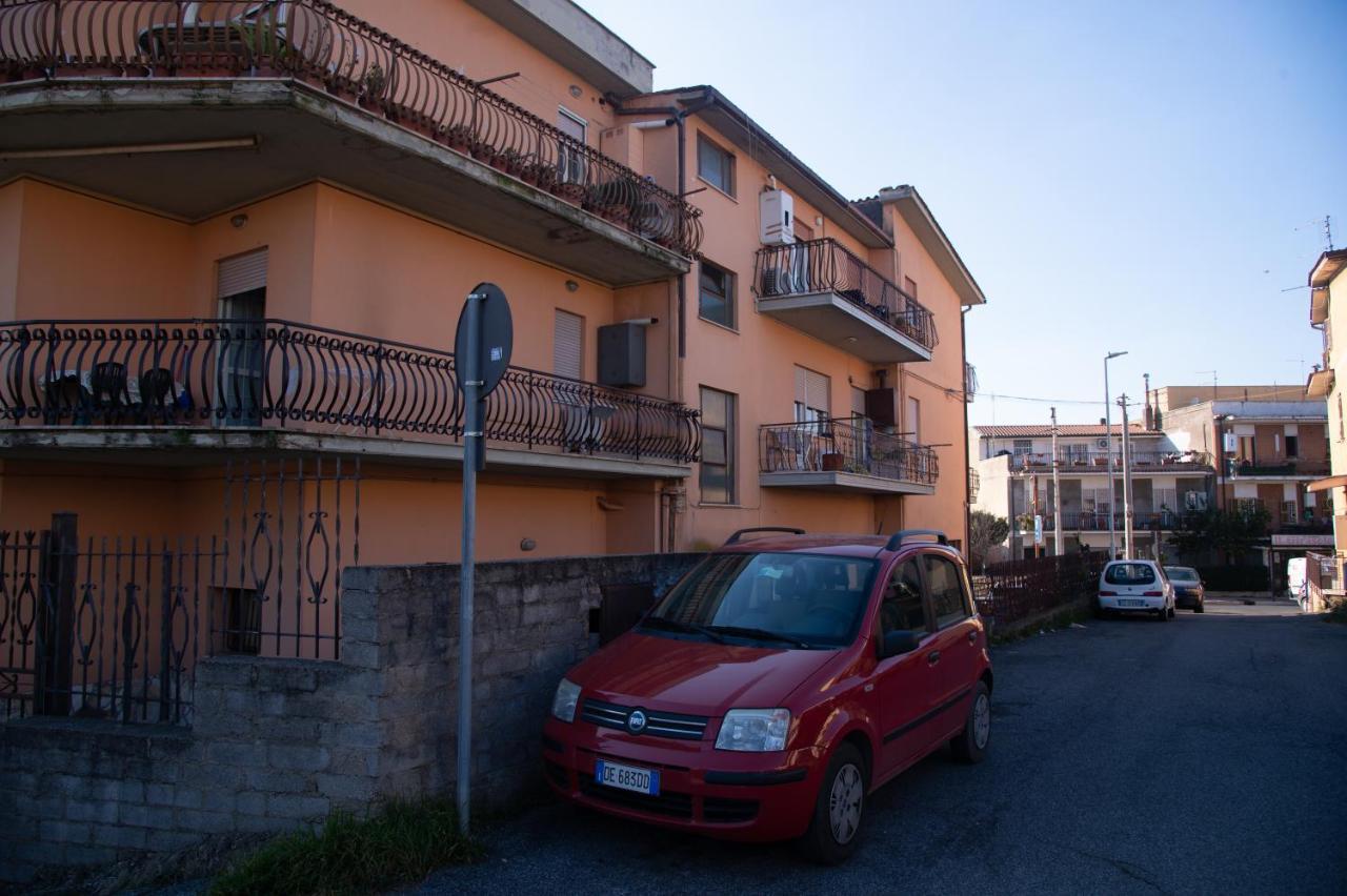 'Panta Rei' Apartman Mentana Kültér fotó