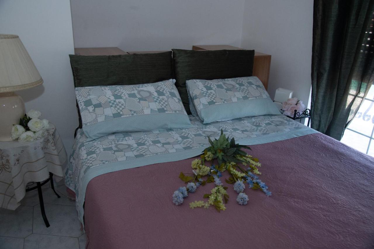 'Panta Rei' Apartman Mentana Kültér fotó